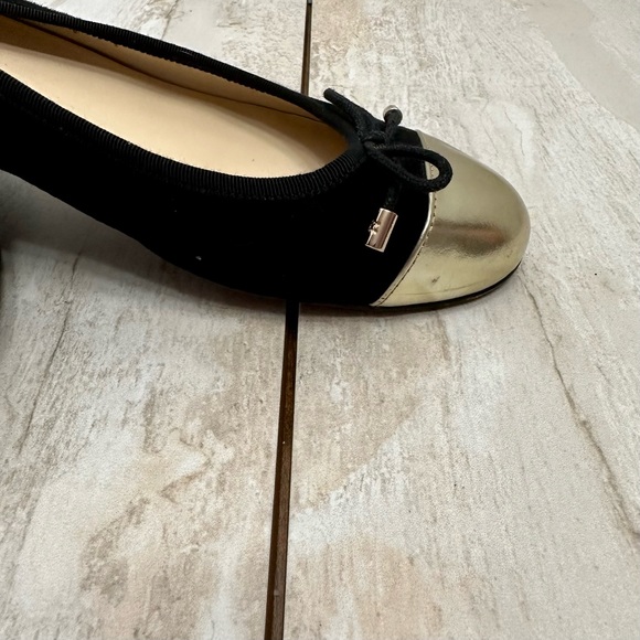 Vero Cuoio Women’s Sz 9 1/2 Black Suede Ballet Flats With Gold Leather Toe Tips - Picture 6 of 9